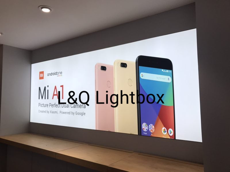 hộp đèn quảng cáo smartphone Mi A1
