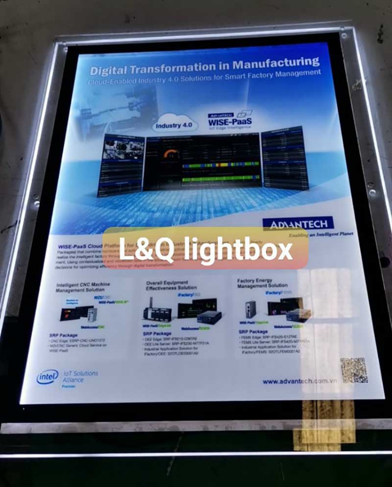 hộp đèn lightbox quảng cáo dịch vụ điện toán đám mây doanh nghiệp
